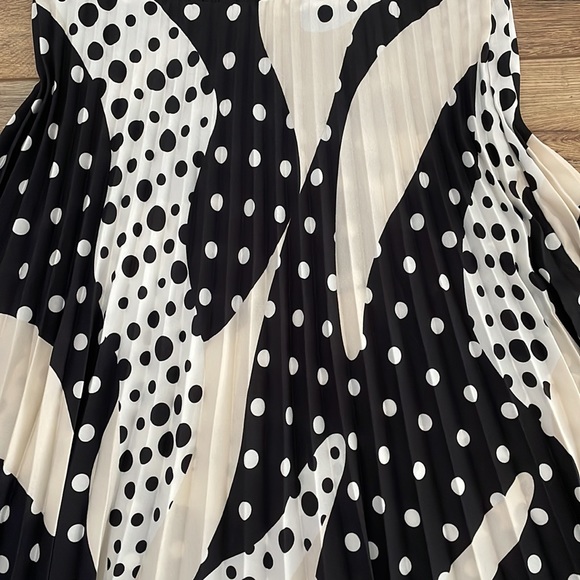 MIDI skirt - Picture 2 of 3